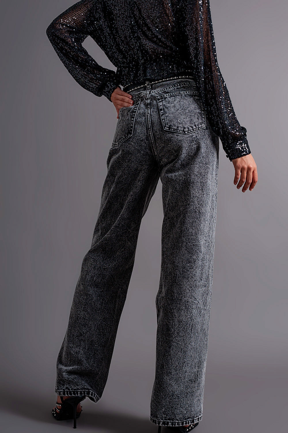 Mom Jeans With High Waist in Black (Copia)