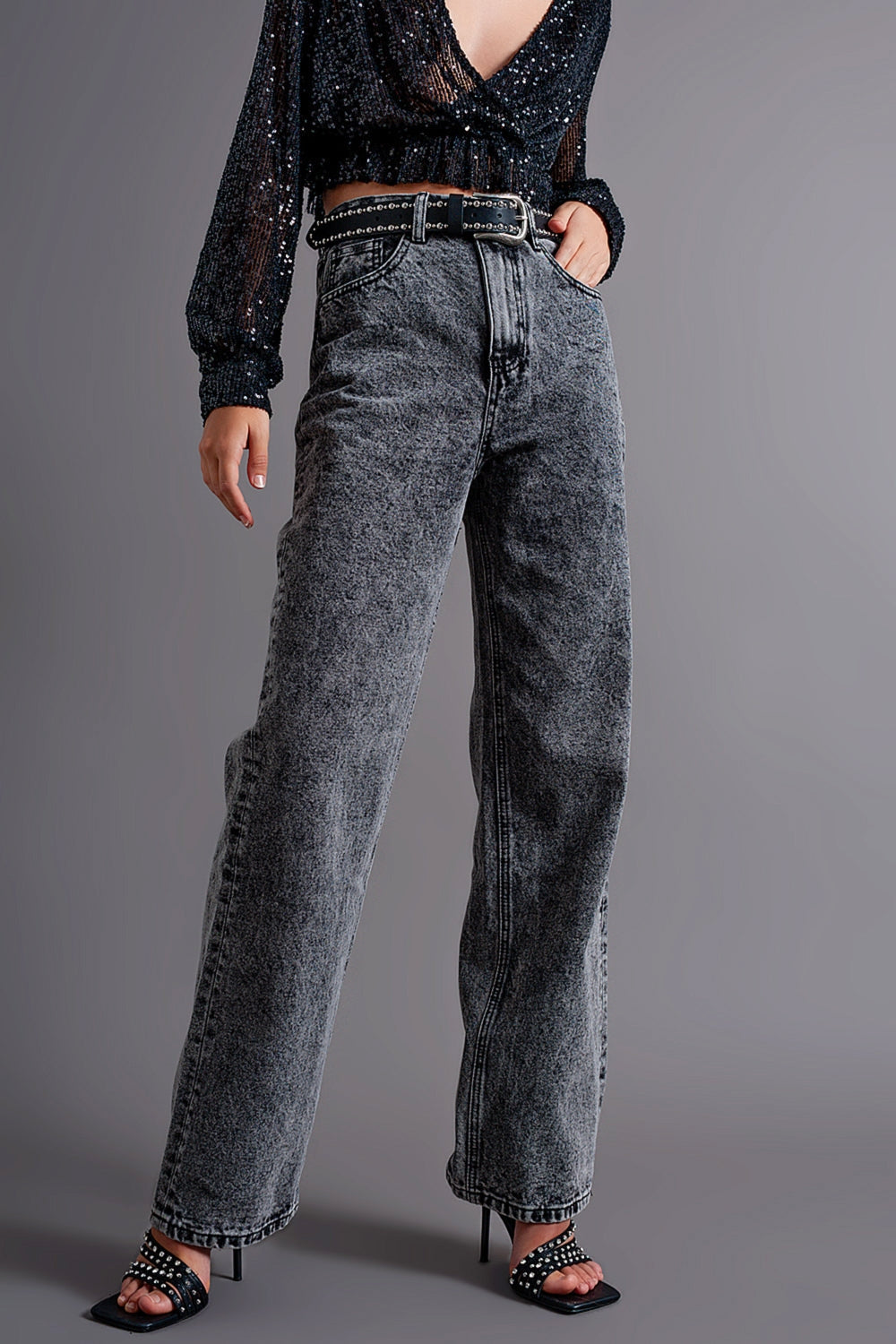 Mom Jeans With High Waist in Black (Copia)