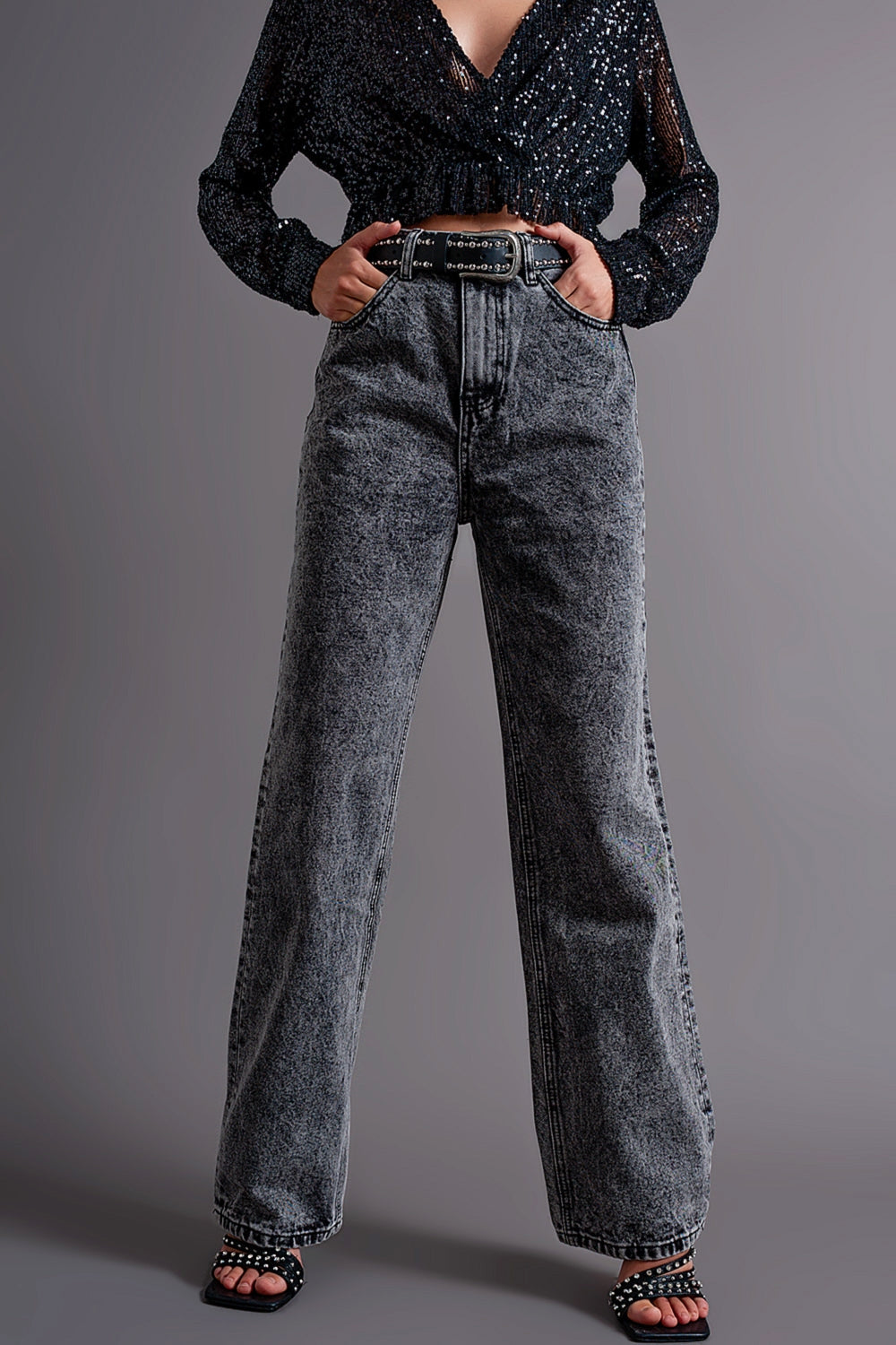 Mom Jeans With High Waist in Black (Copia)